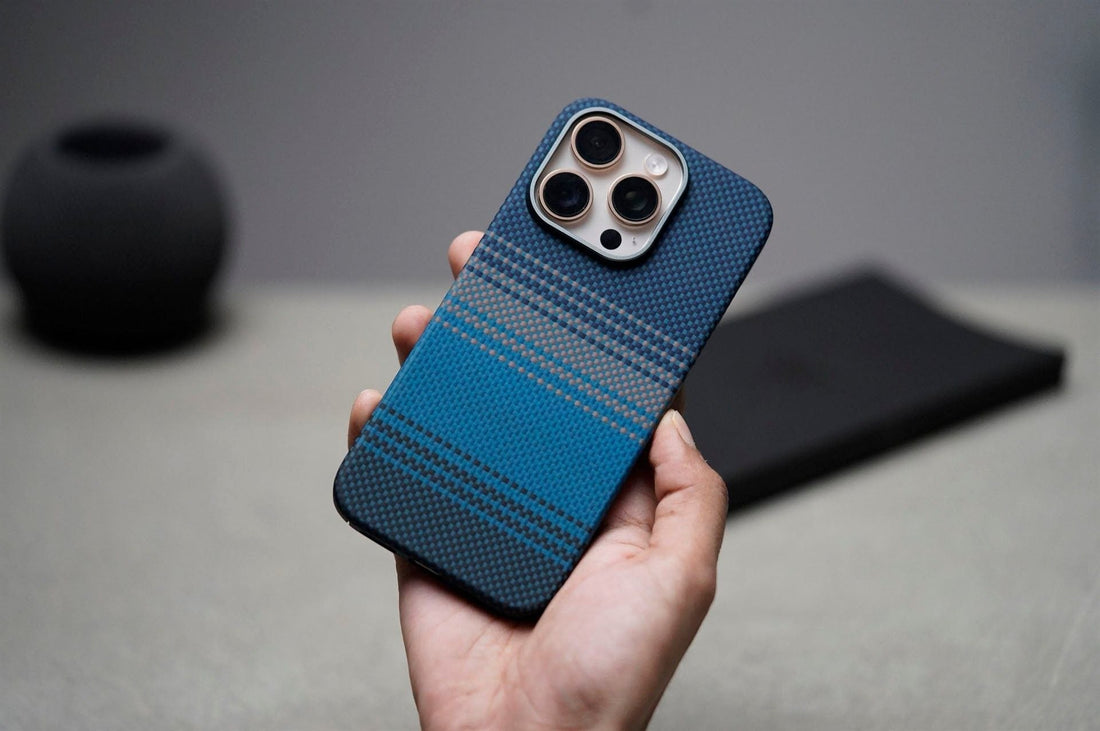 Magsafe Dune Blue Real Aramid Carbon Fiber Case